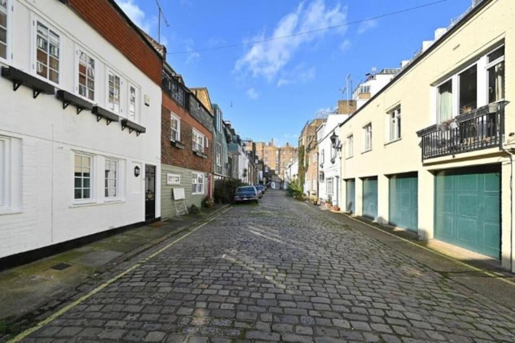 Family Mews Next To Hyde Park Villa London Eksteriør billede